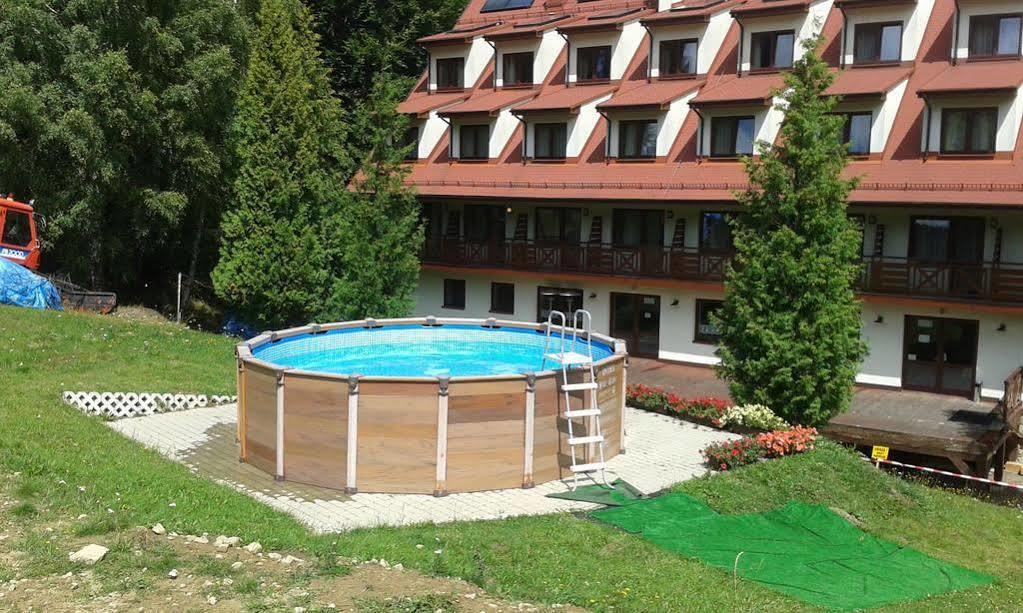 Ski Hotel Piwniczna-Zdroj Exterior foto